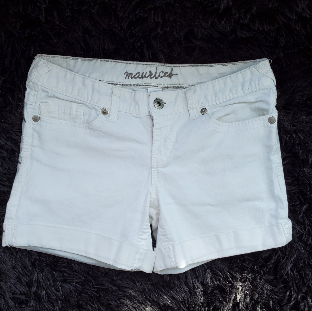 Maurice's White Shorts Size 7 / 8